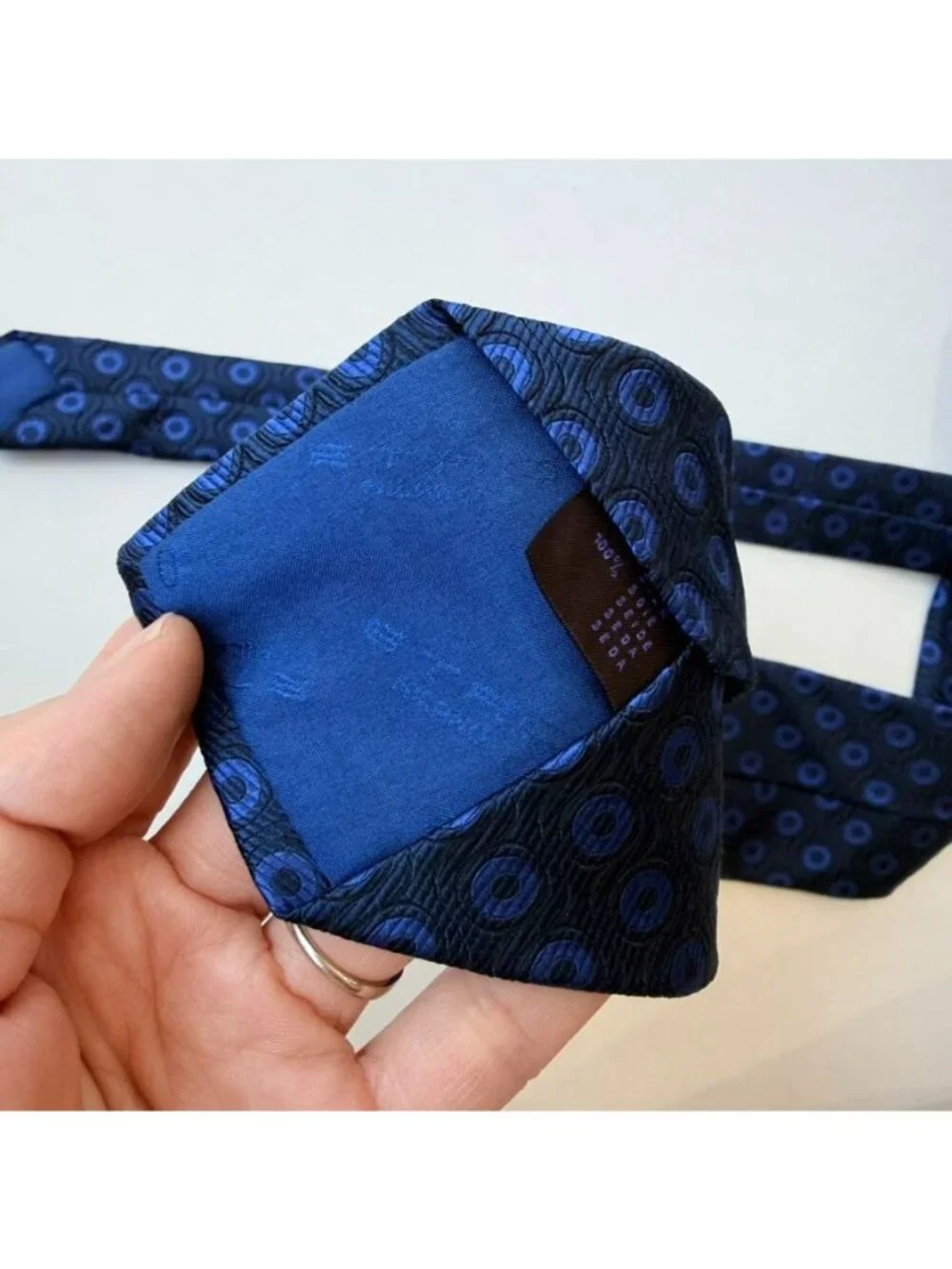Etro Made In Italy Silk Neck Tie Blue Geometric Circle Pattern
